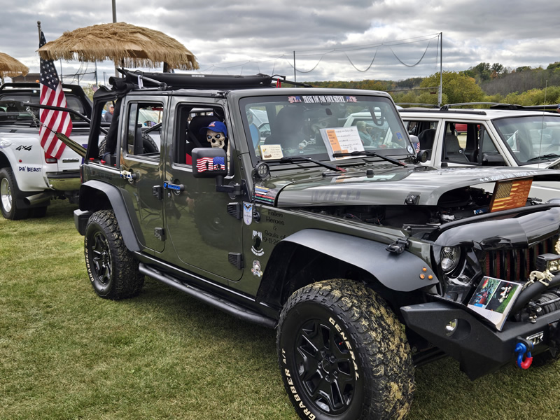 /pictures/Car Show_2025/20251011_123952.jpg